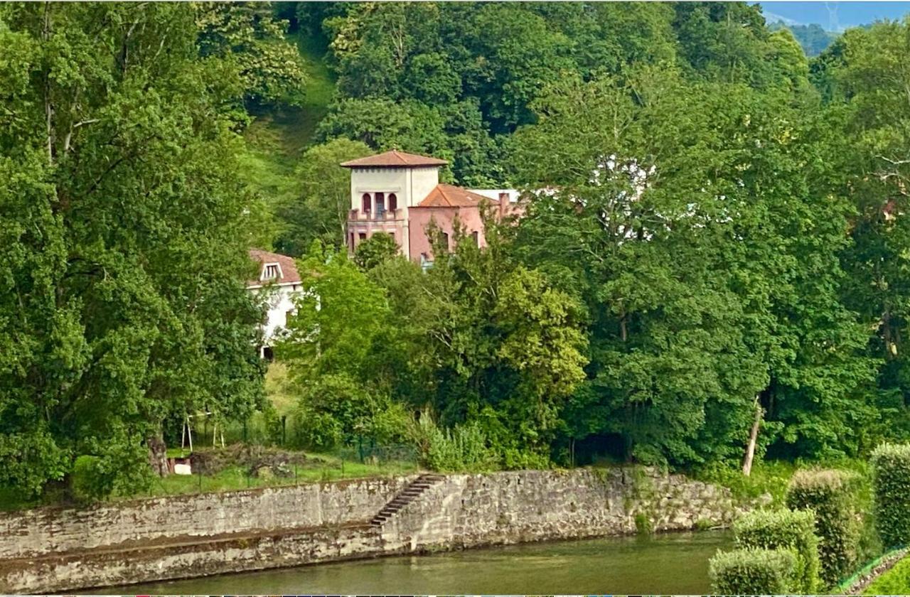Apartamento Centro Cangas De Onis Apartment ภายนอก รูปภาพ